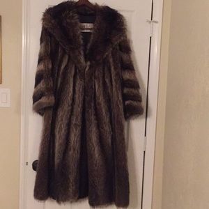 Luxurious Brown Fur Coat